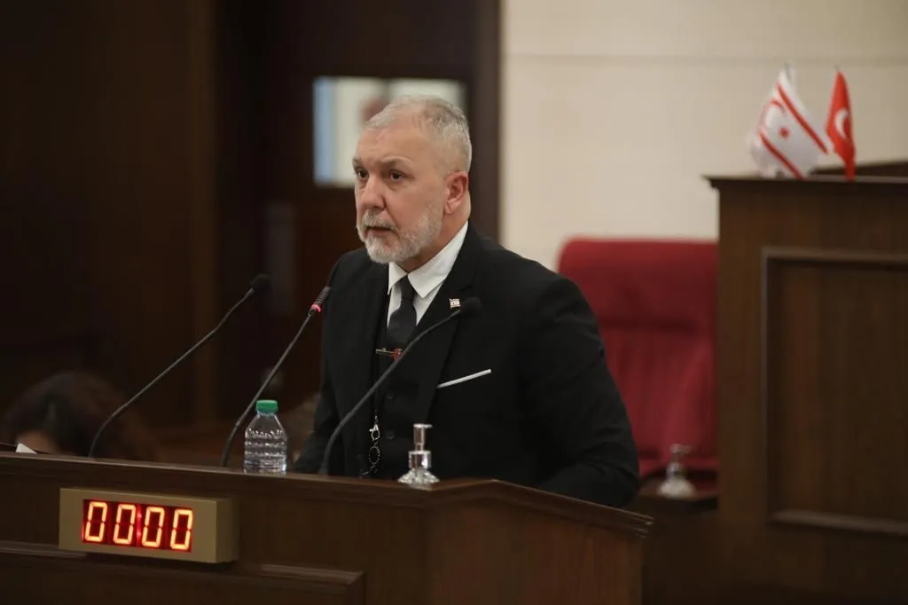 KKTC Derin Bir Krizin Eşiğinde Ulusal Konsey Derhal Oluşturulmalı